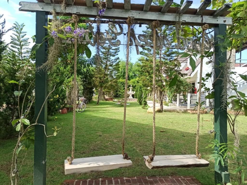 Charisma Resort Suan Phueng Exterior photo